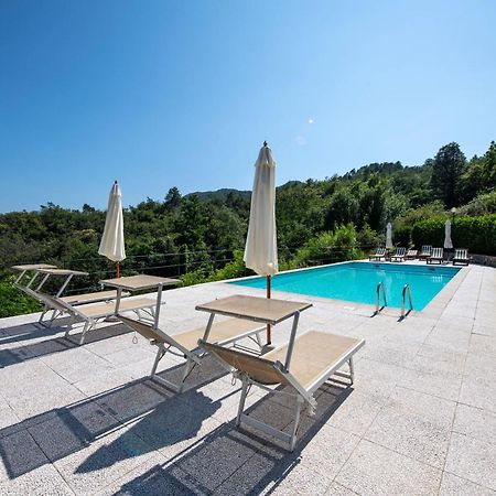 211 - Appartamento Acacia, Terrazza Giardino E Piscina Carro Екстер'єр фото