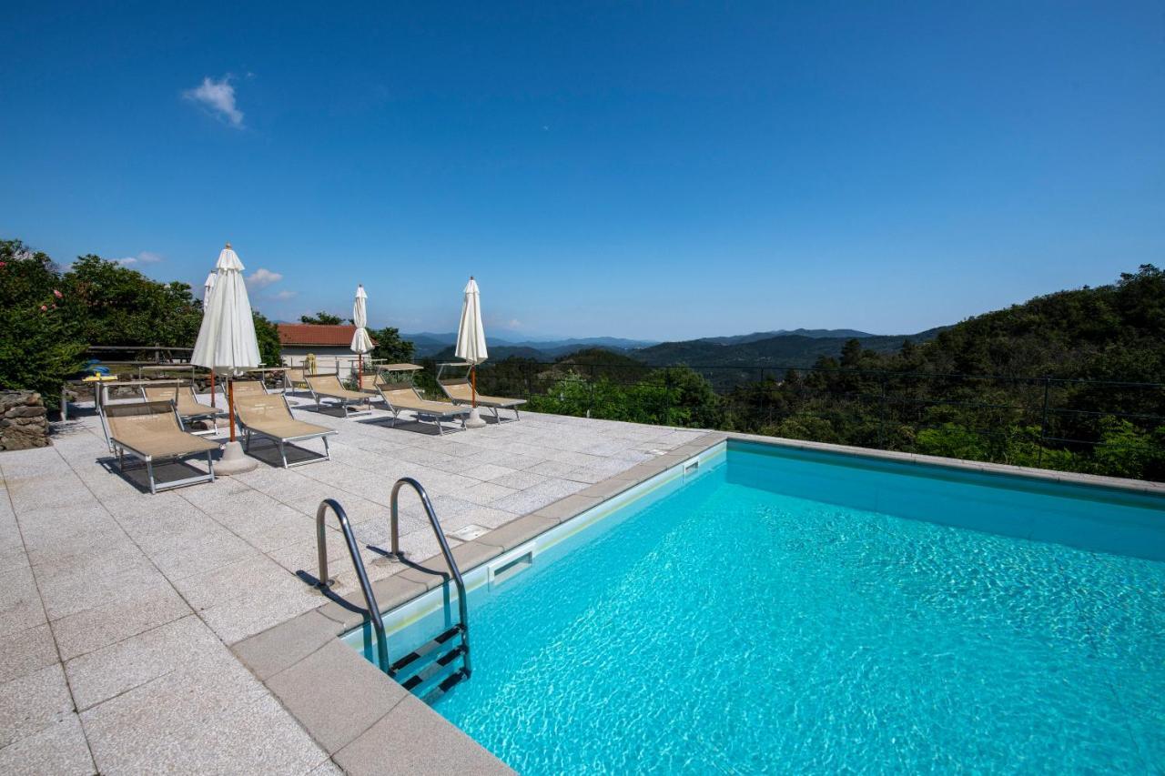 211 - Appartamento Acacia, Terrazza Giardino E Piscina Carro Екстер'єр фото