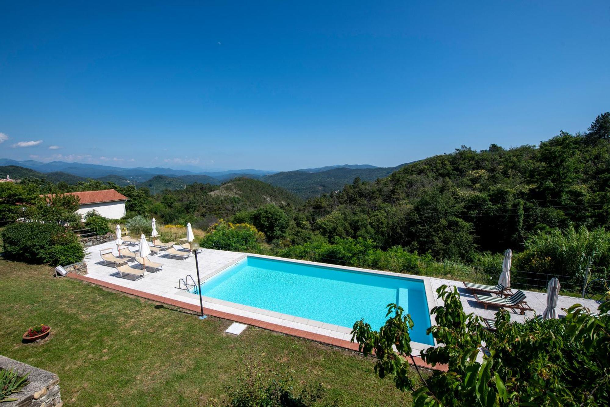 211 - Appartamento Acacia, Terrazza Giardino E Piscina Carro Екстер'єр фото