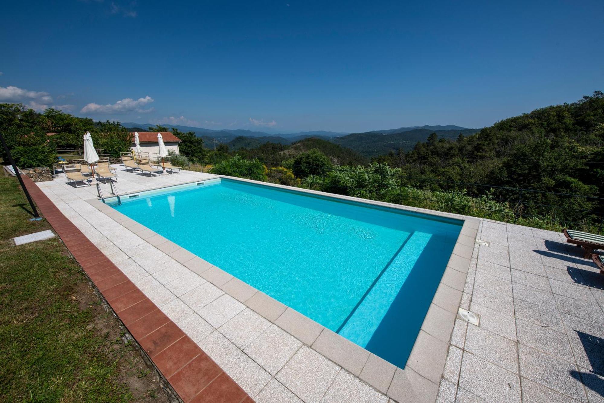 211 - Appartamento Acacia, Terrazza Giardino E Piscina Carro Екстер'єр фото