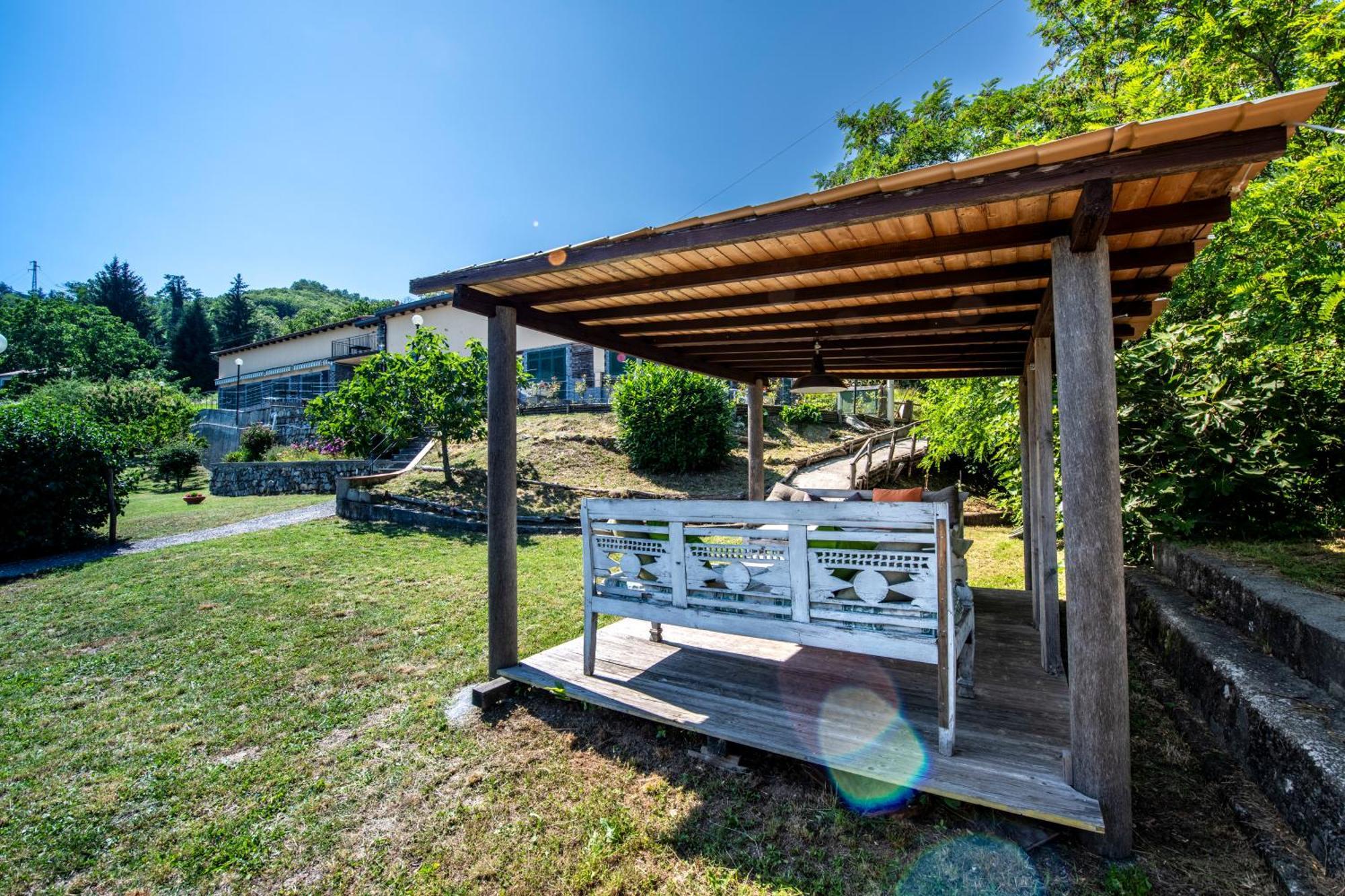 211 - Appartamento Acacia, Terrazza Giardino E Piscina Carro Екстер'єр фото